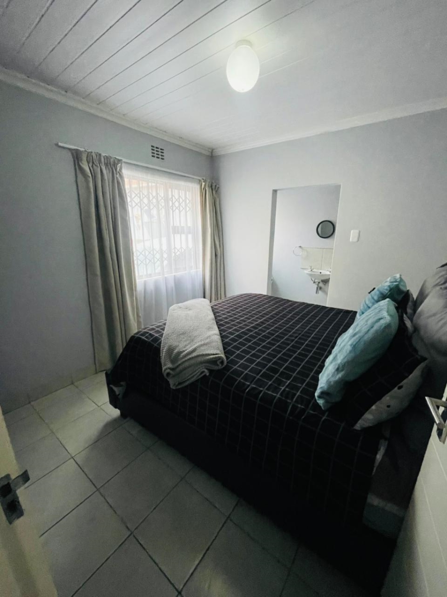 2 Bedroom Property for Sale in Amalinda Eastern Cape
